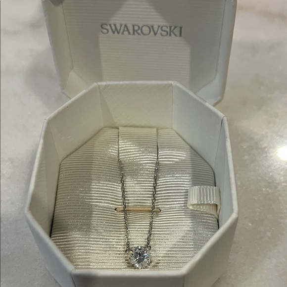 Swarovski Silver Constella Necklace Pendant BRAND NEW 14.78in +2in extender - Picture 2 of 7
